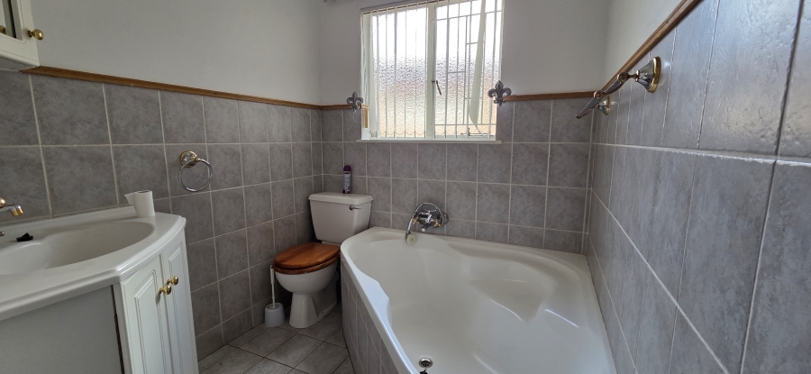 2 Bedroom Property for Sale in New Park Northern Cape